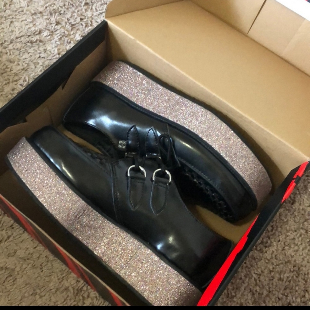 T.U.K. black and pink glitter creepers